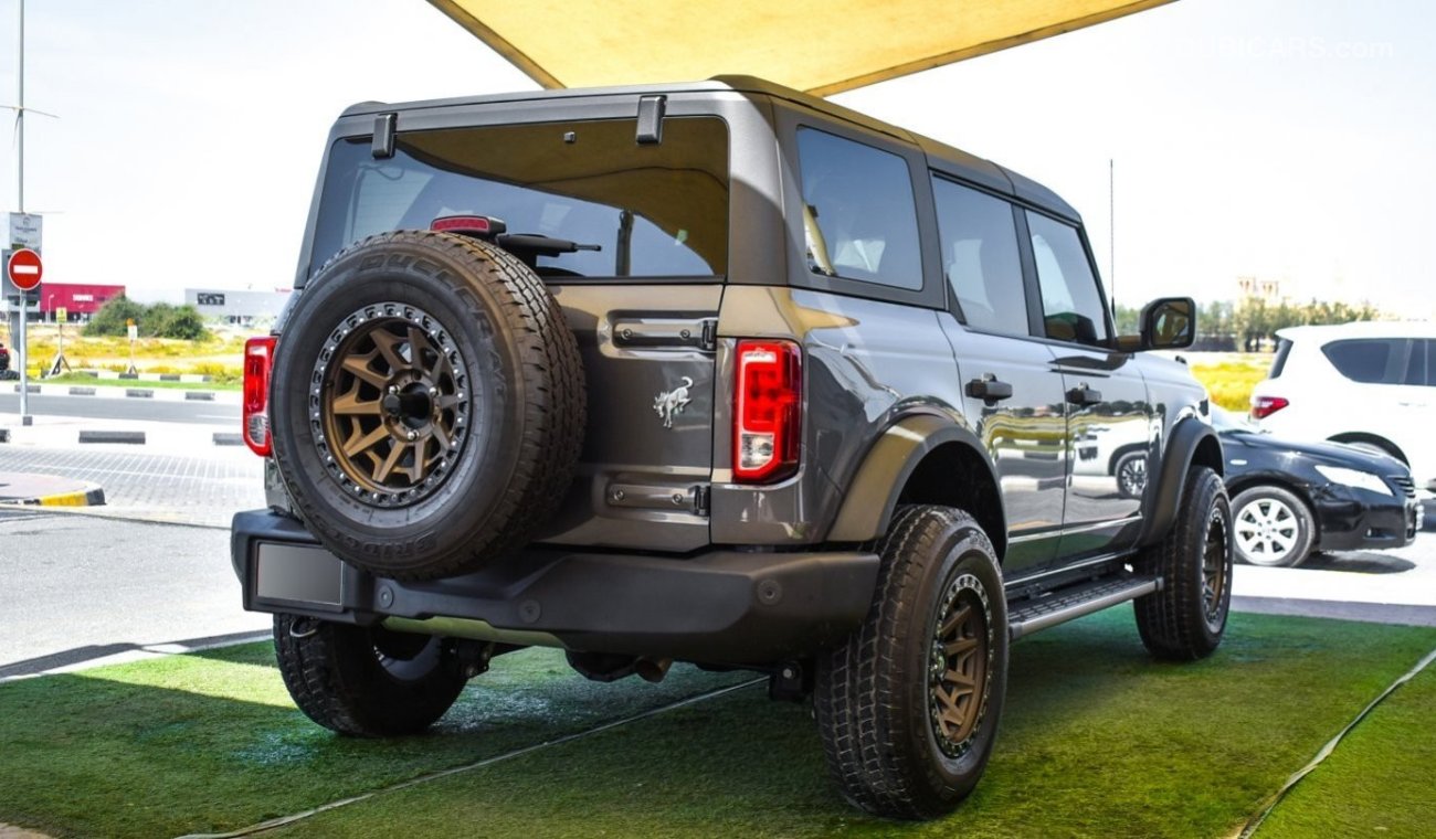 Ford Bronco Big Band