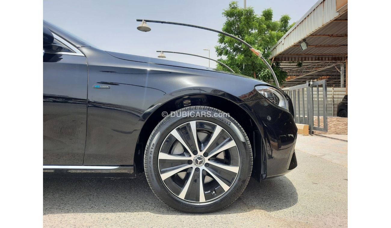 Mercedes-Benz E300 Premium Mercedes e300e 2021 full option