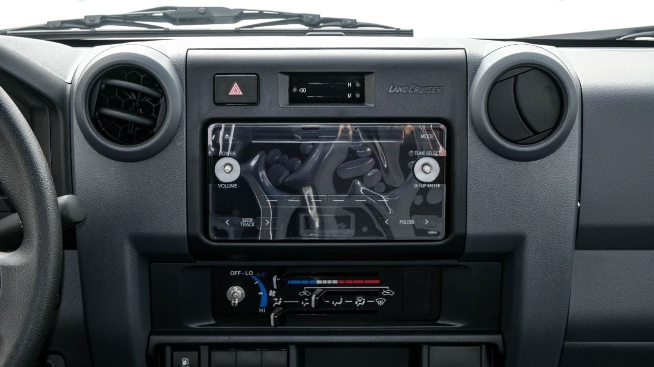 تويوتا لاند كروزر 70