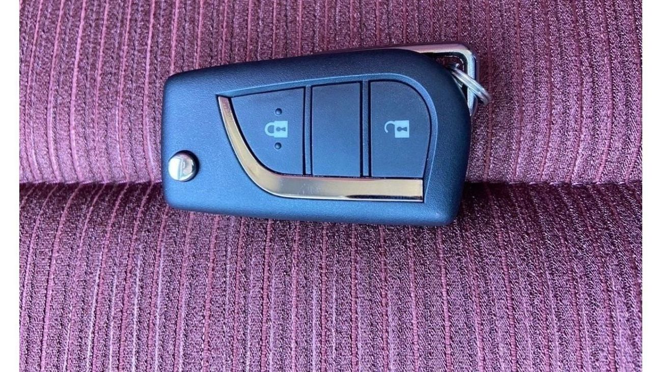 تويوتا هيلوكس DC DIESEL 2.4L 4x4 6AT FOR EXPORT