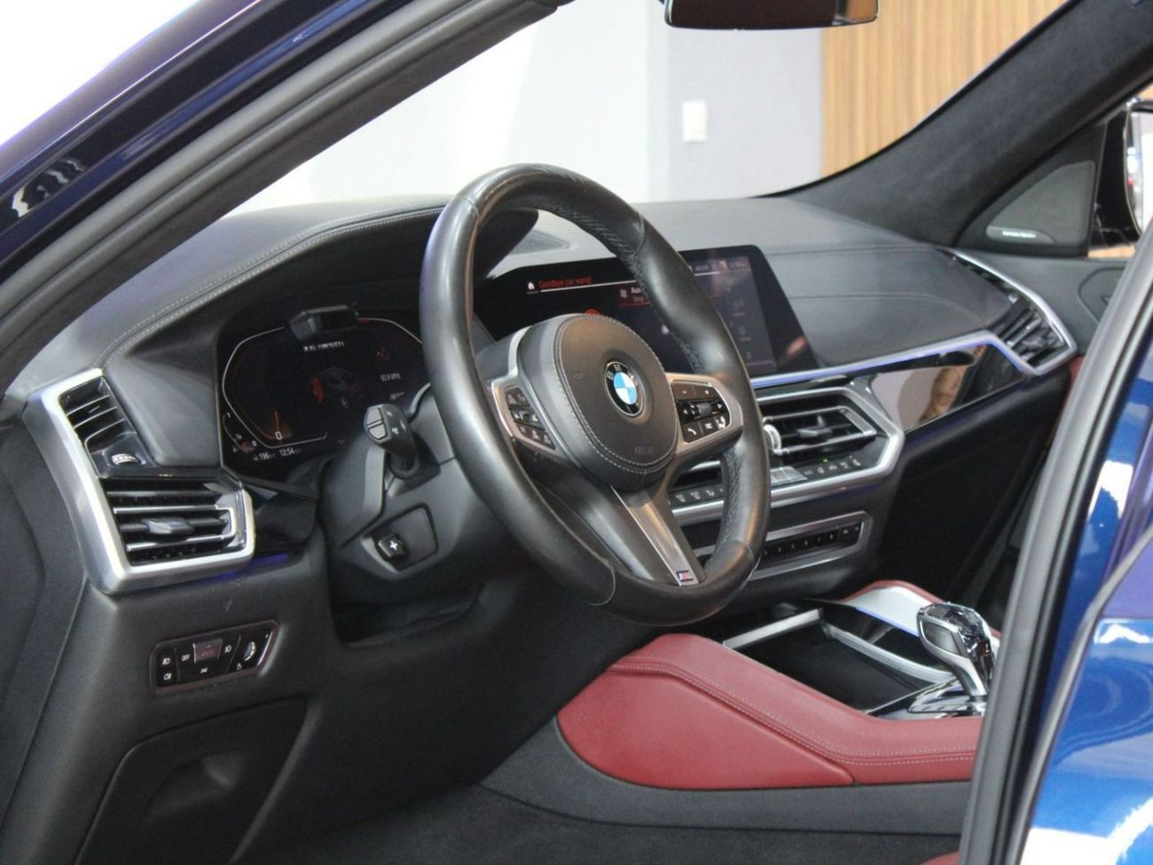 بي أم دبليو X6 BMW X6 M50i