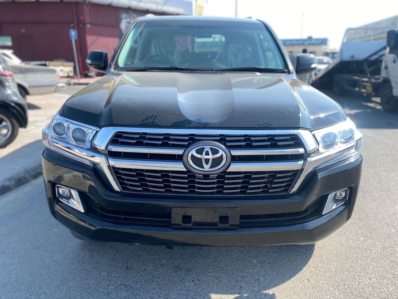 Toyota Land Cruiser VX RHD 1VD-FTV 4.5L V8 Twin Turbo Diesel Engine Automatic Gear 4WD 8 Seats 5 Doors