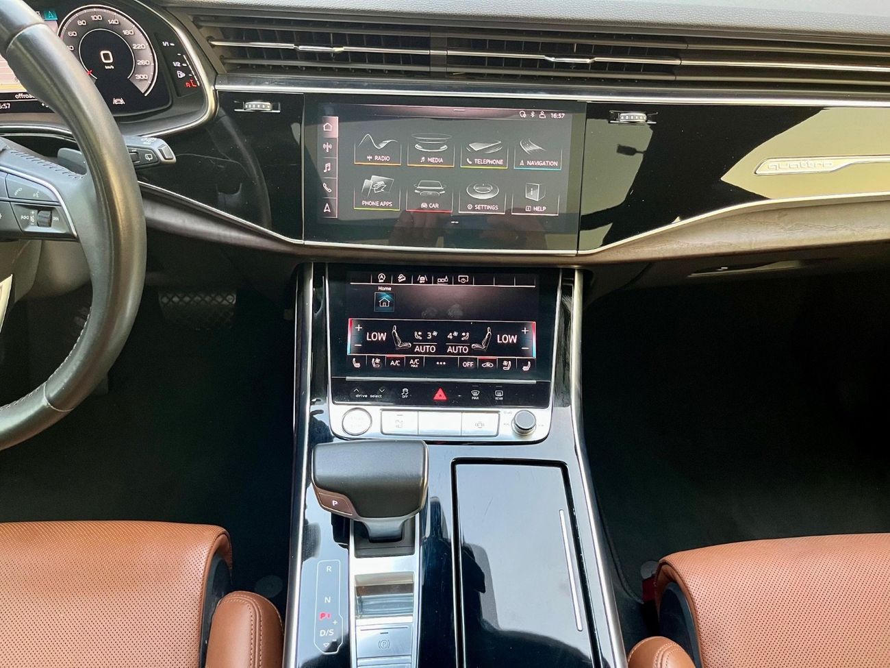 أودي Q8 55 TFSI quattro S-Line 3.0L (340 HP)