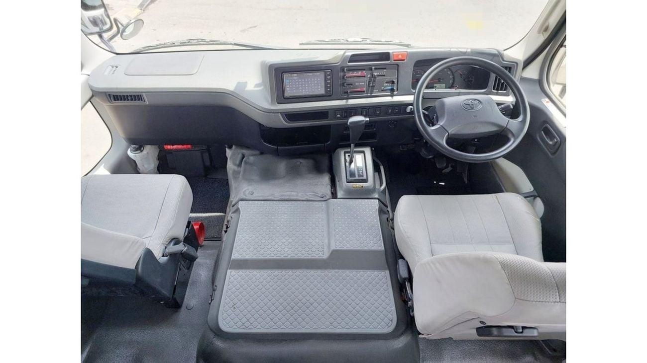 Toyota Coaster TOYOTA COASTER BUS RIGHT HAND DRIVE(PM02252)