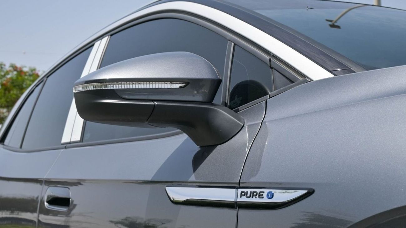 فولكس واجن ID.4 VOLKSWAGEN ID.4 PURE PLUS MODEL 2022 With Warranty