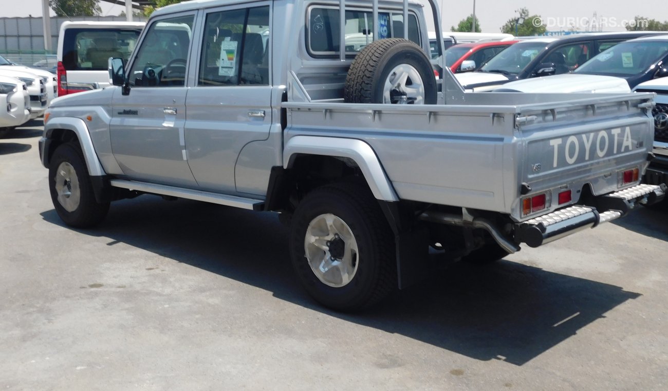 Toyota Land Cruiser Pick Up 79 DOUBLE CAB LX LIMITED V8 4.5L DIESEL 6 SEAT MANUAL TRANSMISSION