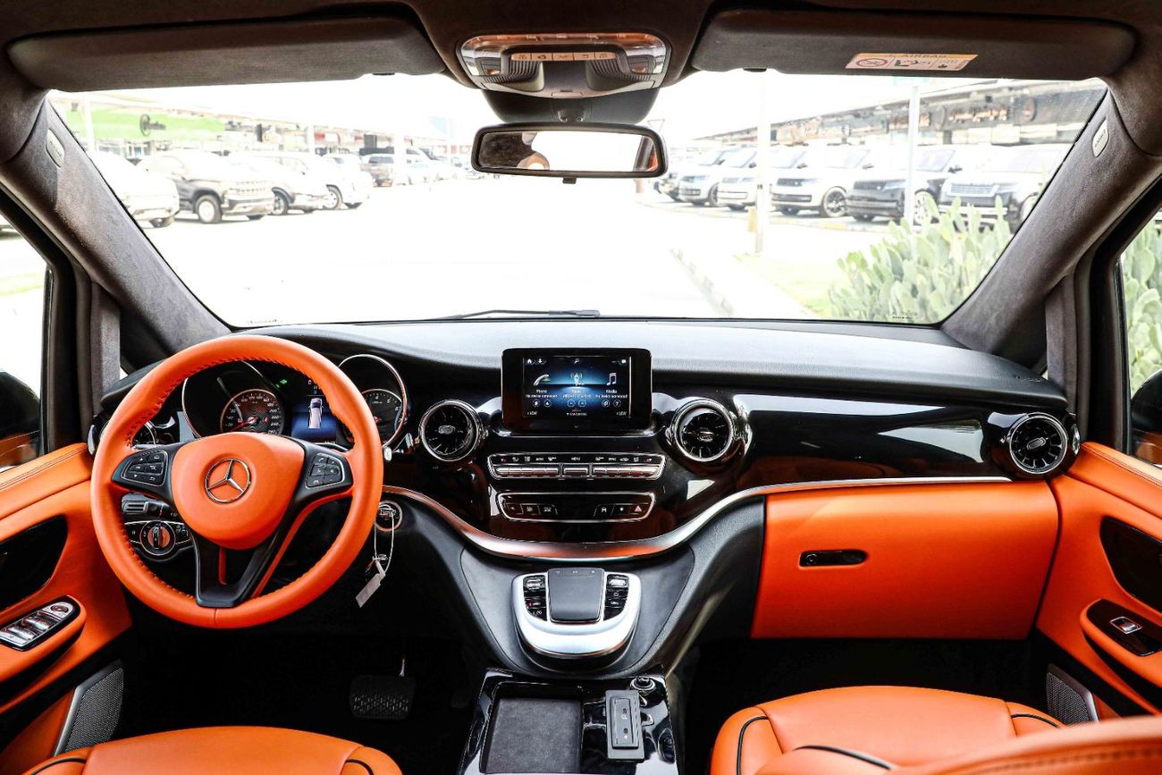 Mercedes Maybach V250 Maybach Brand New 2022 Mercedes Benz V250 4X2 2.0 VIP LUXURY Petrol