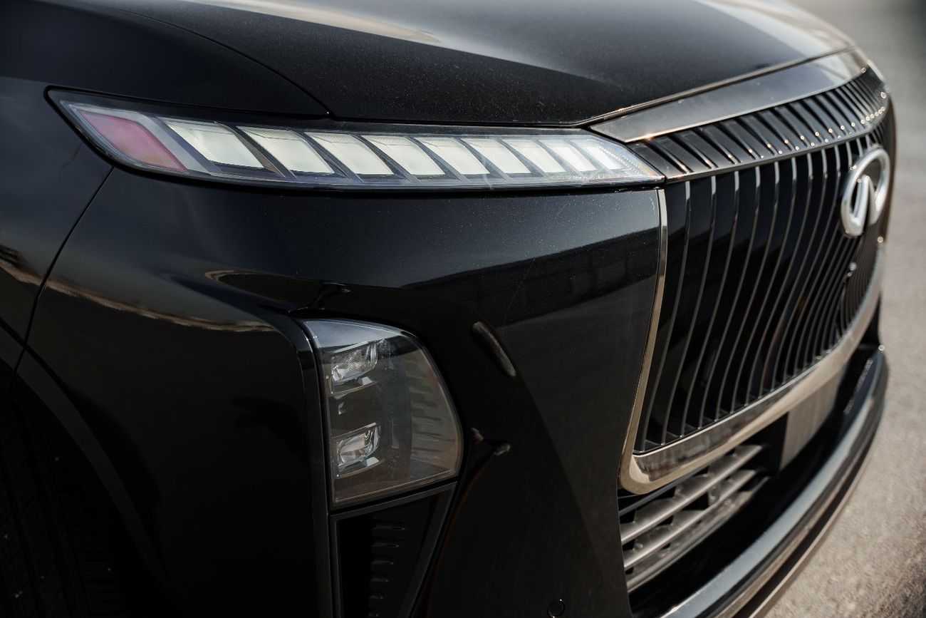 Infiniti QX80 Autograph Captain Chairs 3.5L