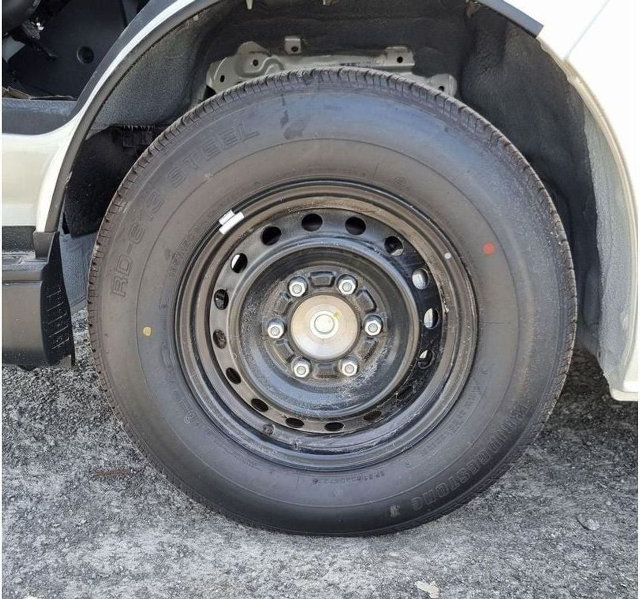 Toyota Hiace TOYOTA HIACE 2.7 13 STR MT HIGHROOF 2024 MODEL