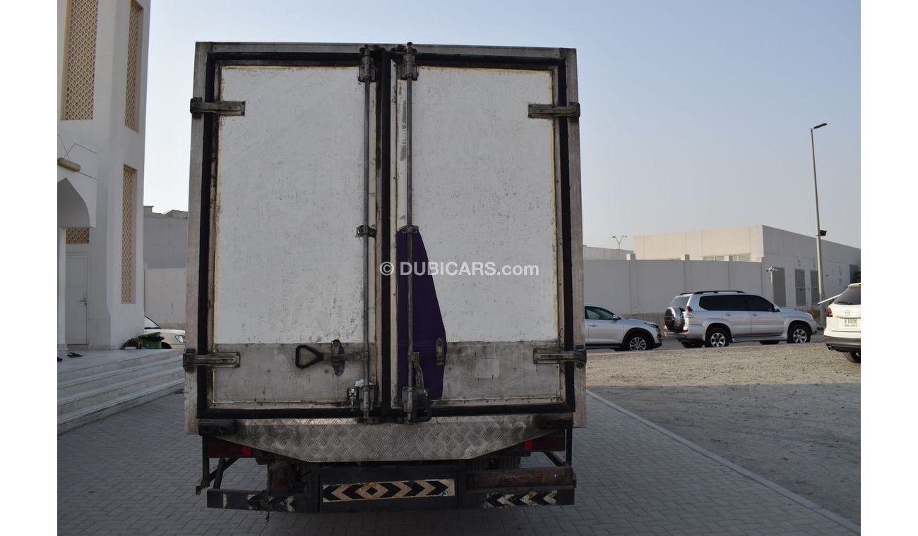 Mitsubishi Fuso Canter Mitsubishi Canter Thermoking T600 Freezer, Model:2016. Excellent condition