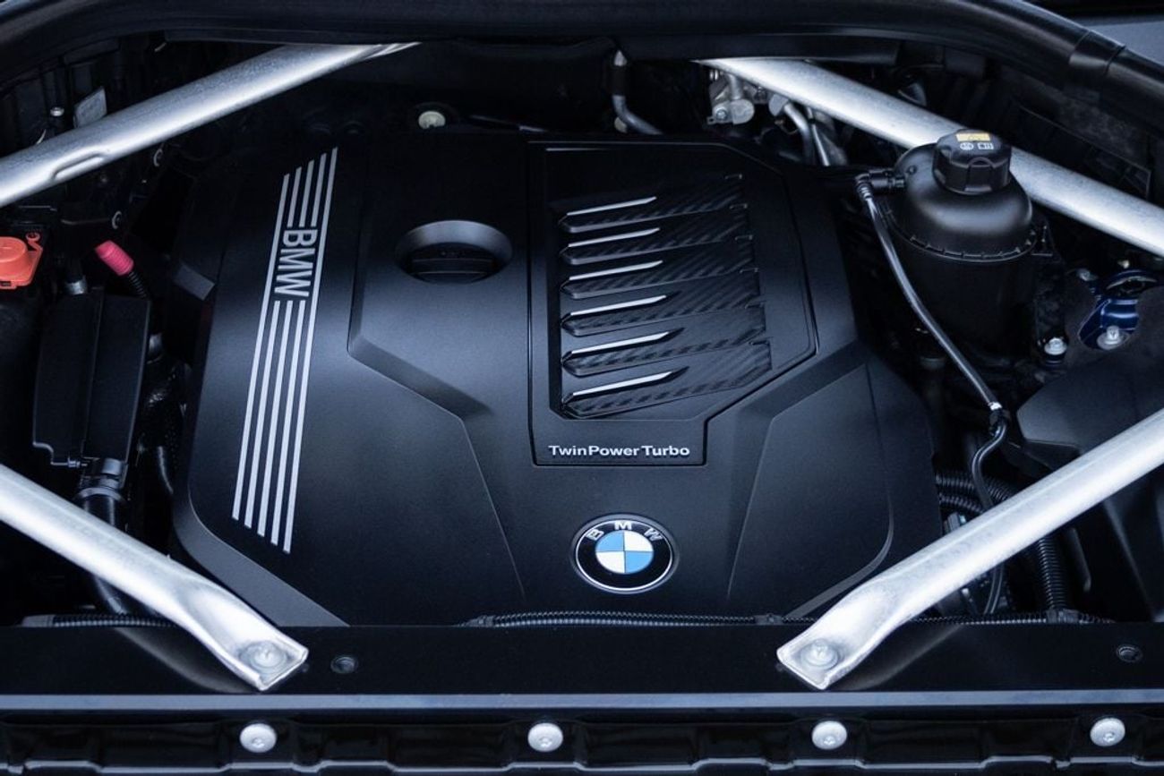 BMW X7 40i M Sport Pure 3.0L (340 HP)