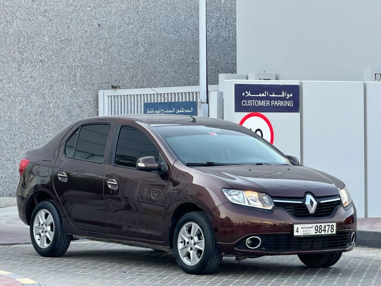 رينو سيمبول RENAULT SYMBOL 2017 GCC ORGINAL PAINT // 2KEYS // PERFECT CONDITION