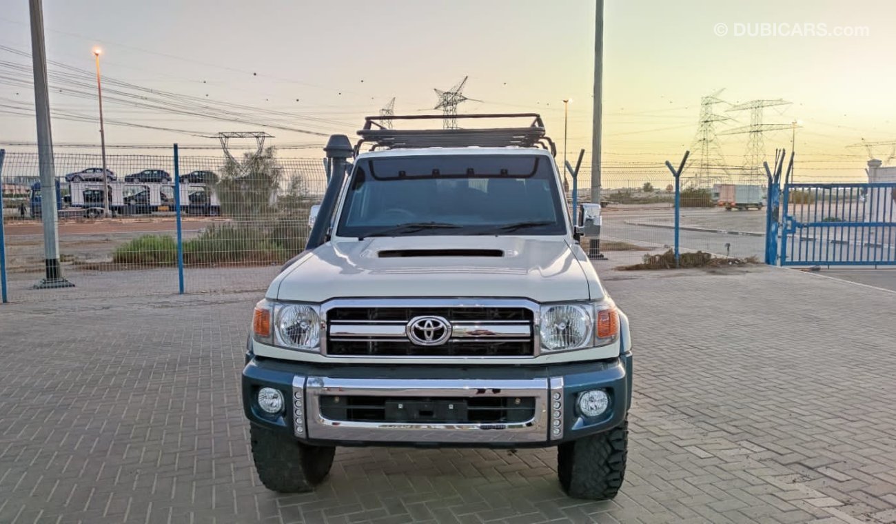 Toyota Land Cruiser Pick Up Super