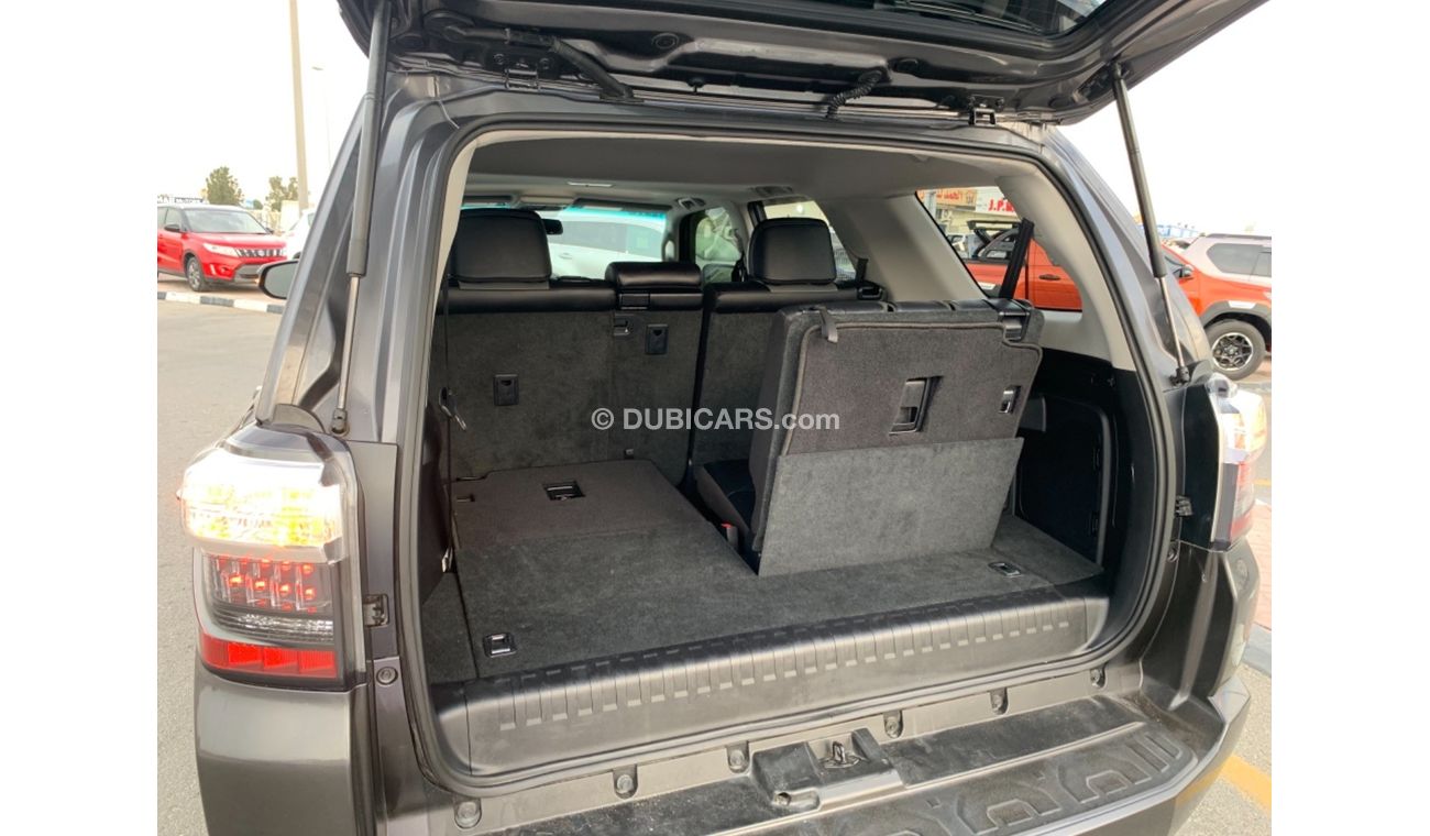 Toyota 4Runner SR5 PREMIUM 7-SEATER FULL OPTION SUNROOF 2017 US IMPORTED