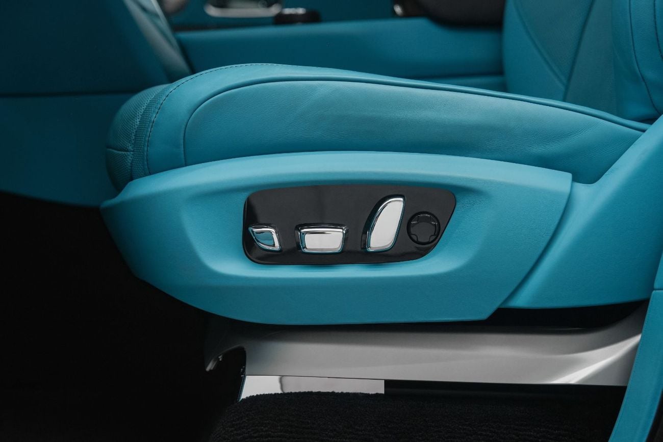 Rolls Royce Cullinan STANDARD Certified Pre-Owned | Warranty & Service