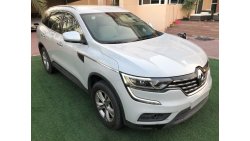 رينو كوليوس Model 2017 - 4X4 - Gcc Specs - Low milage