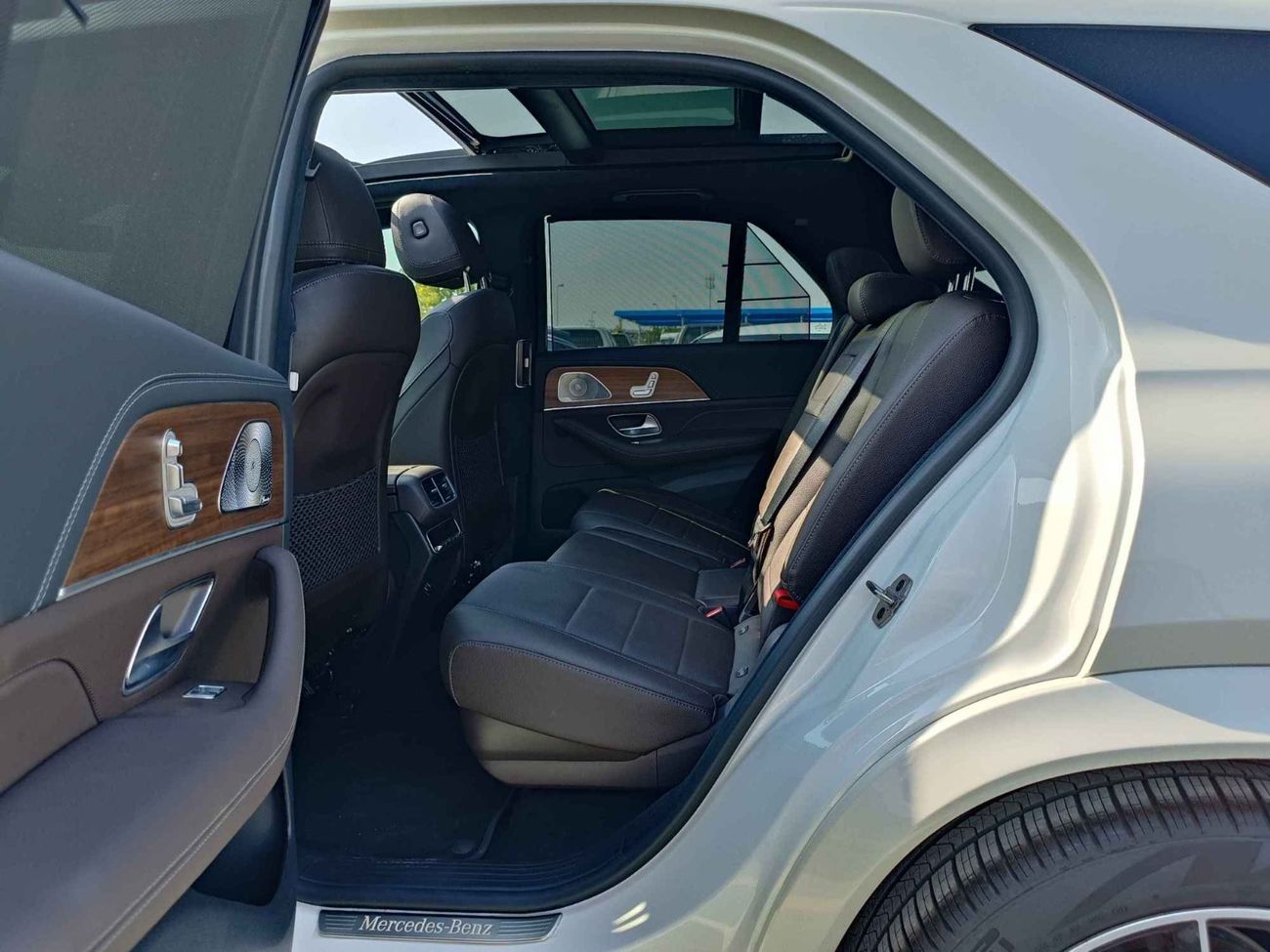 Mercedes-Benz GLE 350 FULL OPTION / 3.0L V6 PETROL, HEADUP DISPLAY / PANORAMIC / 360* CAMERA / 4WD  (CODE # 67922)