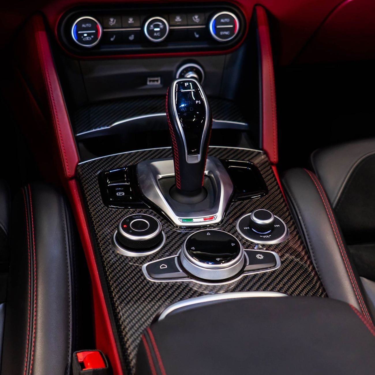 Alfa Romeo Stelvio Quadrifoglio 2.9L (503 HP) AED 2,682 P.M • 0% Downpayment • Alfa Romeo Stelvio Quadrifoglio • Agency