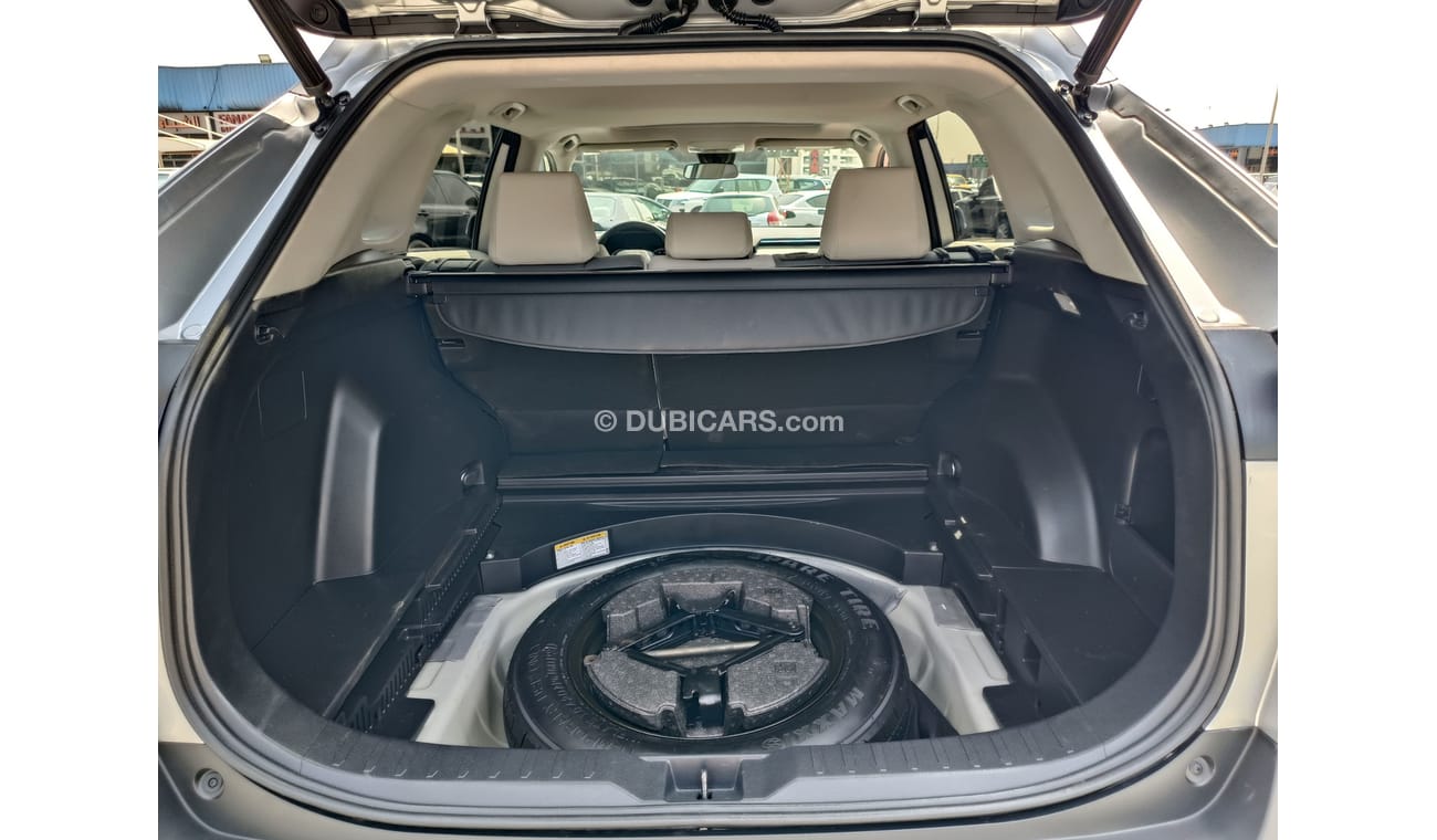 تويوتا راف ٤ XLE FULL SUNROOF / 1 YEAR WARANTY */ REGISTERATION / INSURANCE FREE (LOT # 41046)