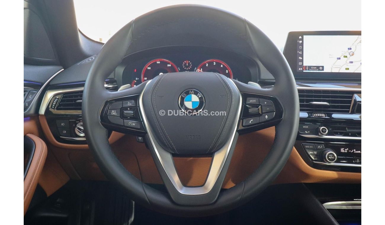 بي أم دبليو 520i G30