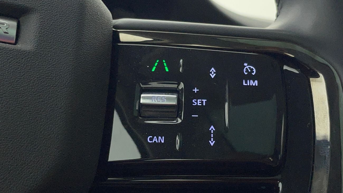 لاند روفر رانج روفر إيفوك P200 SE DYNAMIC 2 | بدون دفعة مقدمة | اختبار القيادة في المنزل