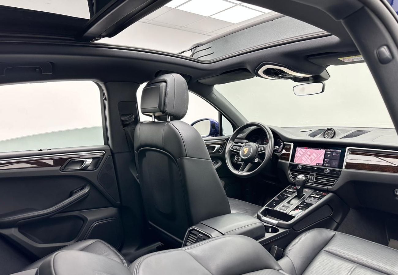 Porsche Macan STD 2023 Porsche Macan, 1 Year Unlimited Km Warranty, Full Porsche Service History, GCC