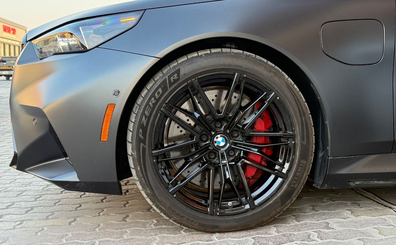 بي أم دبليو M5 ( M5 competition Touring  4.4 L ( 717 HP