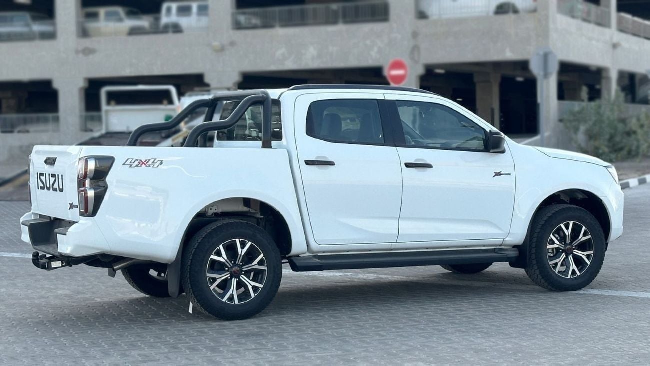 Isuzu D-MAX LS DC X-Rider 1.9 Diesel 4x4 Manual – Full Option