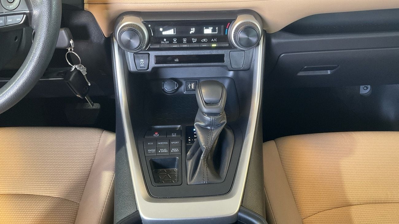 تويوتا راف ٤ 2.5 EXR 4WD AUTO | شامل الضمان | 0 ﺪﻔﻋﺓ ﺃﻮﻟﻯ