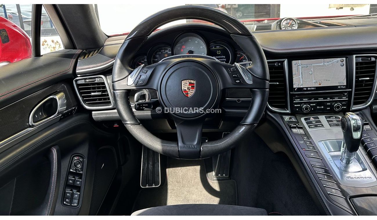Porsche Panamera 4.8L V8 GCC Specs Full Service History