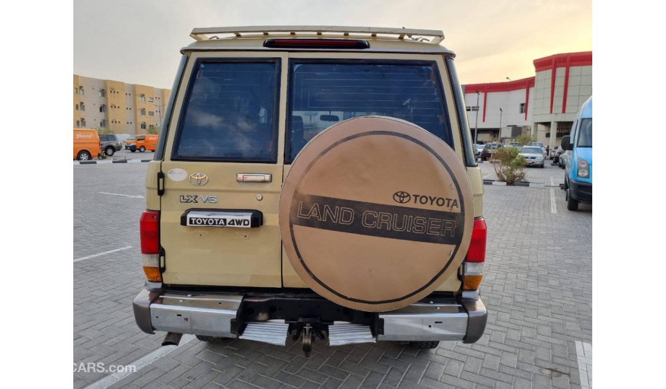 Toyota Land Cruiser Hard Top