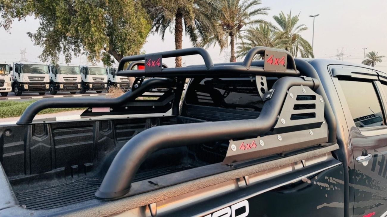 تويوتا هيلوكس -