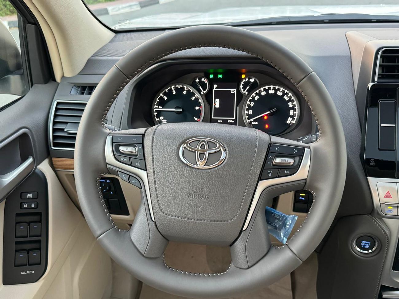 Toyota Prado 4.0 VX V6  Full Option (Ready Stock) GCC