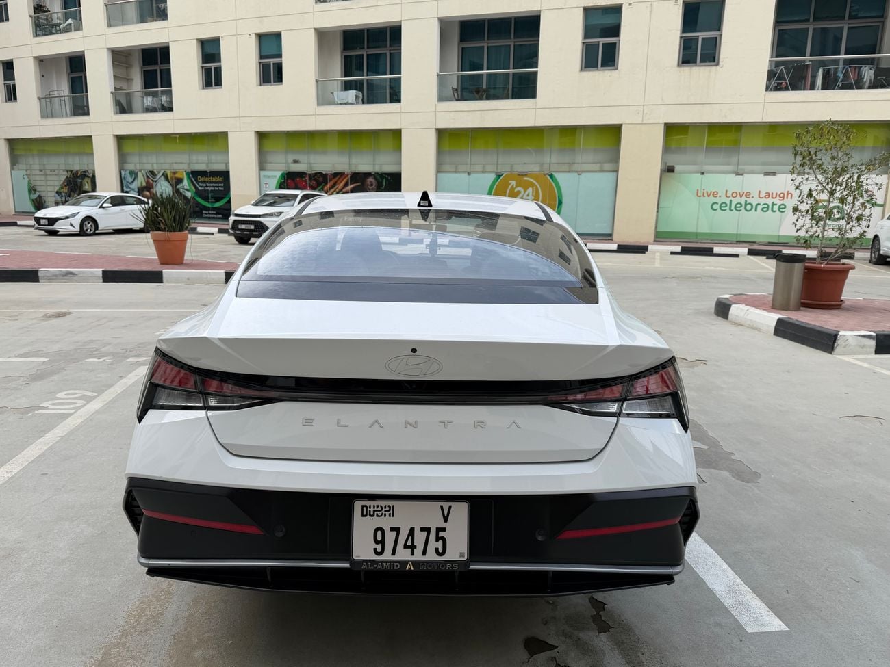 هيونداي إلانترا