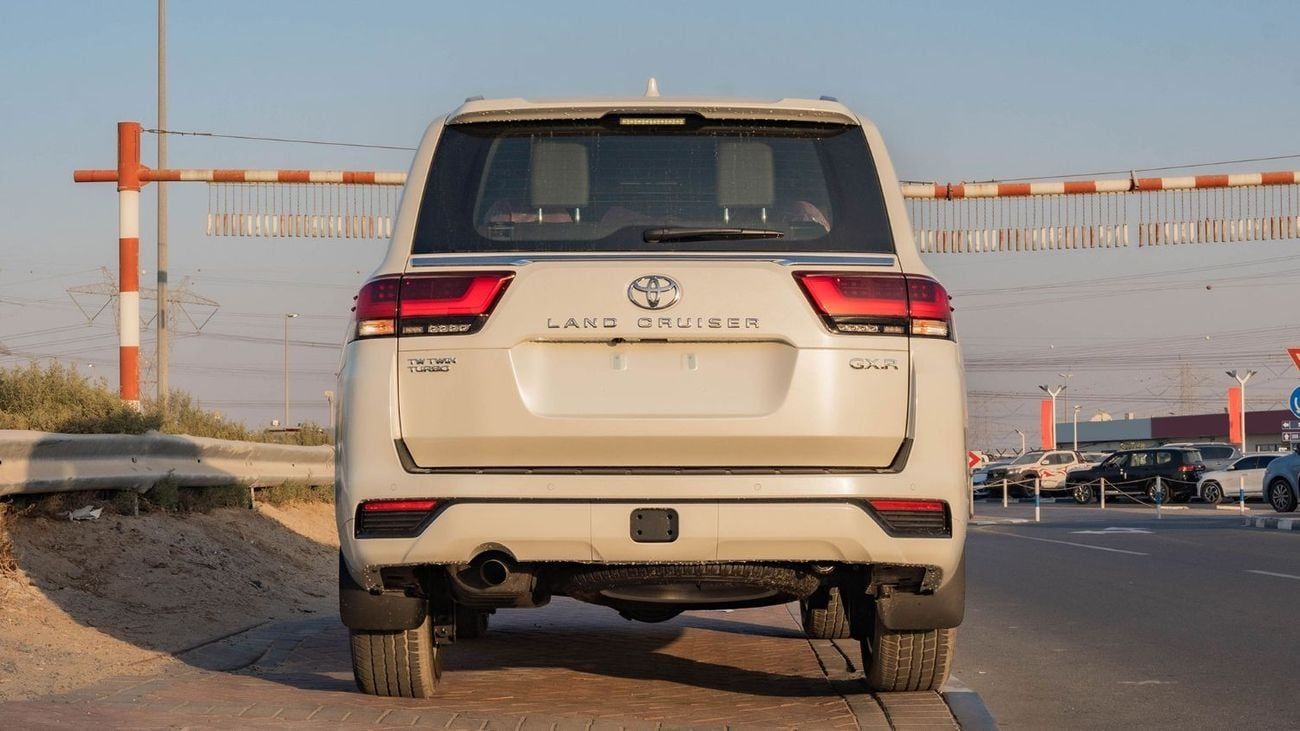 تويوتا لاند كروزر 2025 Toyota Land Cruiser 300 GXR 3.3L Twin Turbo AT Diesel (White)