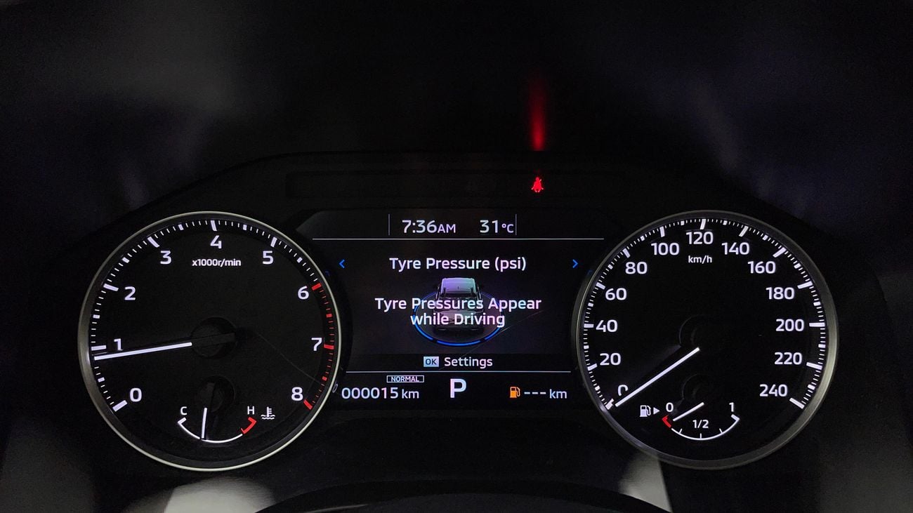 ميتسوبيشي آوتلاندر MIDLINE WITH SUNROOF 2.5 | بدون دفعة مقدمة | اختبار القيادة في المنزل