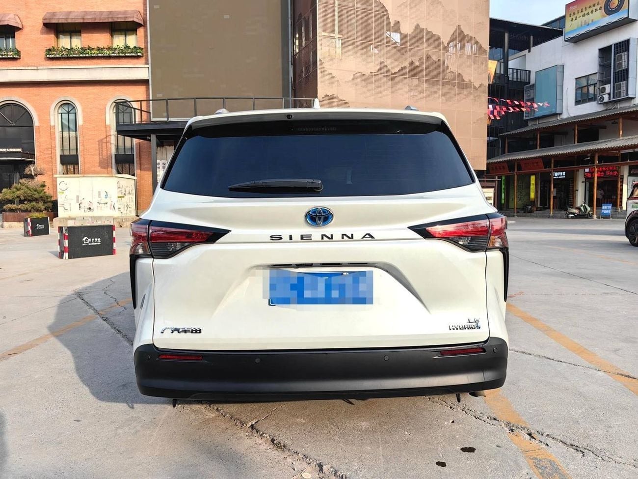 تويوتا سيينا XLE (NON GCC) Toyota Sienna 2.5