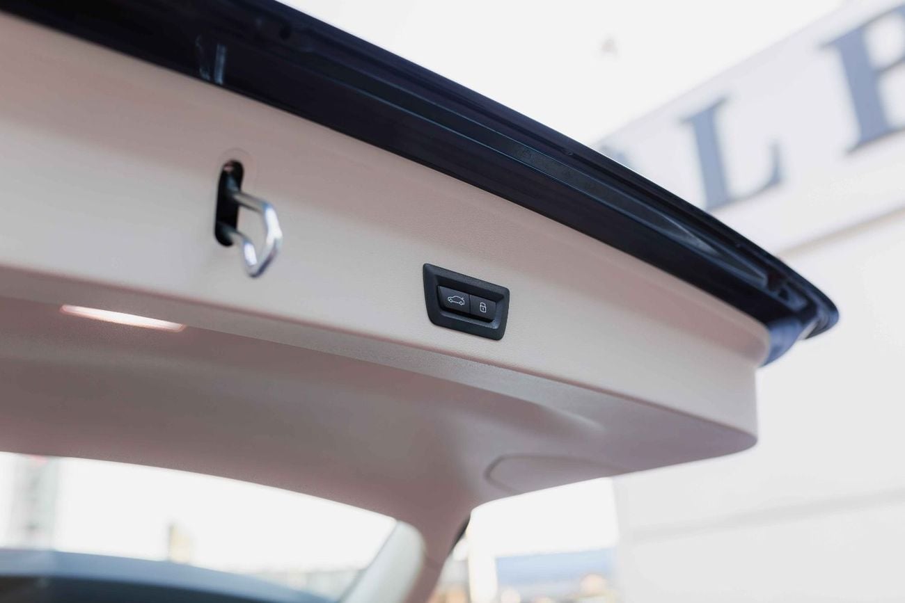 بي أم دبليو iX3 M SPORT PREMIUM BMW IX3 TOP LINE - Full Electric 2025 (Black)