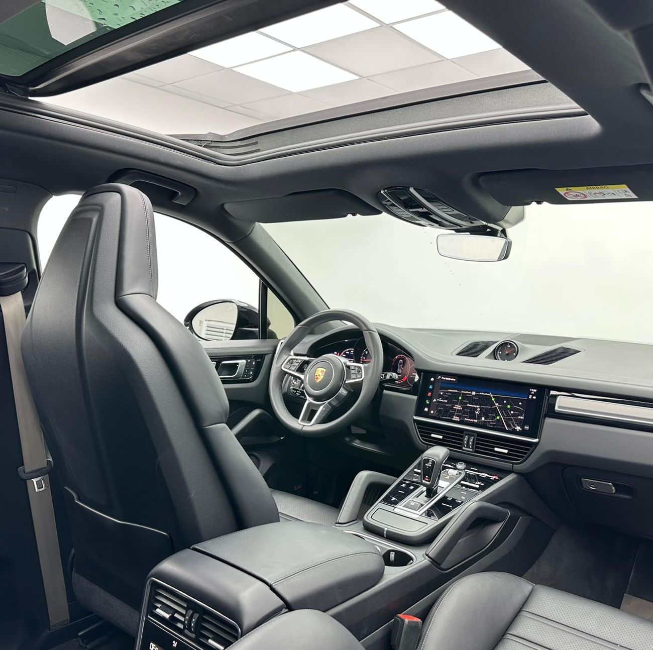 Porsche Cayenne 2023 Porsche Cayenne Platinum Edition, 2 Year Unlimited KM Warranty, Service History, Excellent Cond