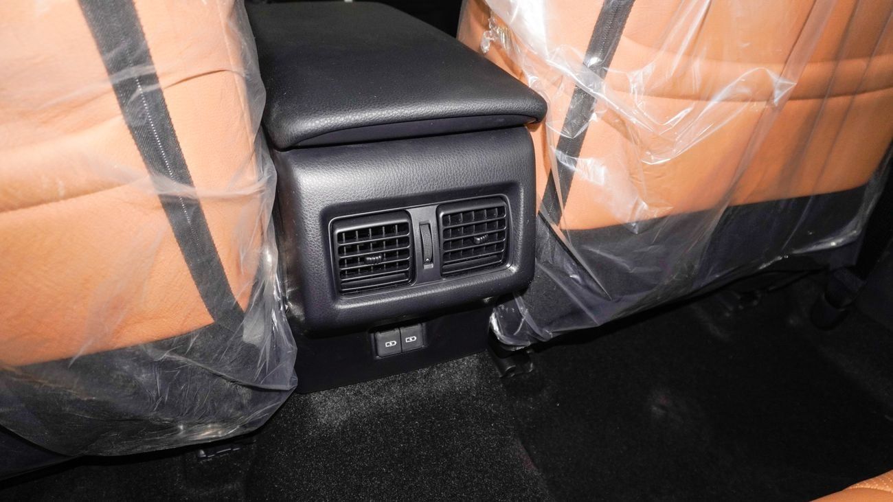 تويوتا كامري LE 2.5 L