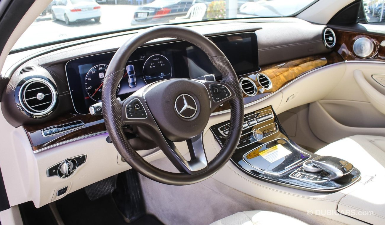 Mercedes-Benz E300 4 Matic