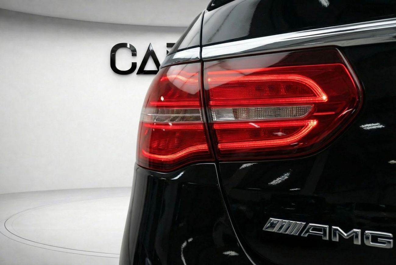 مرسيدس بنز GLE 43 AMG Coupe 3.0L