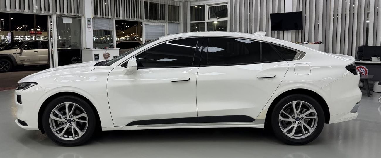 فورد توروس GCC .. FSH .. Perfect condition .. Sunroof