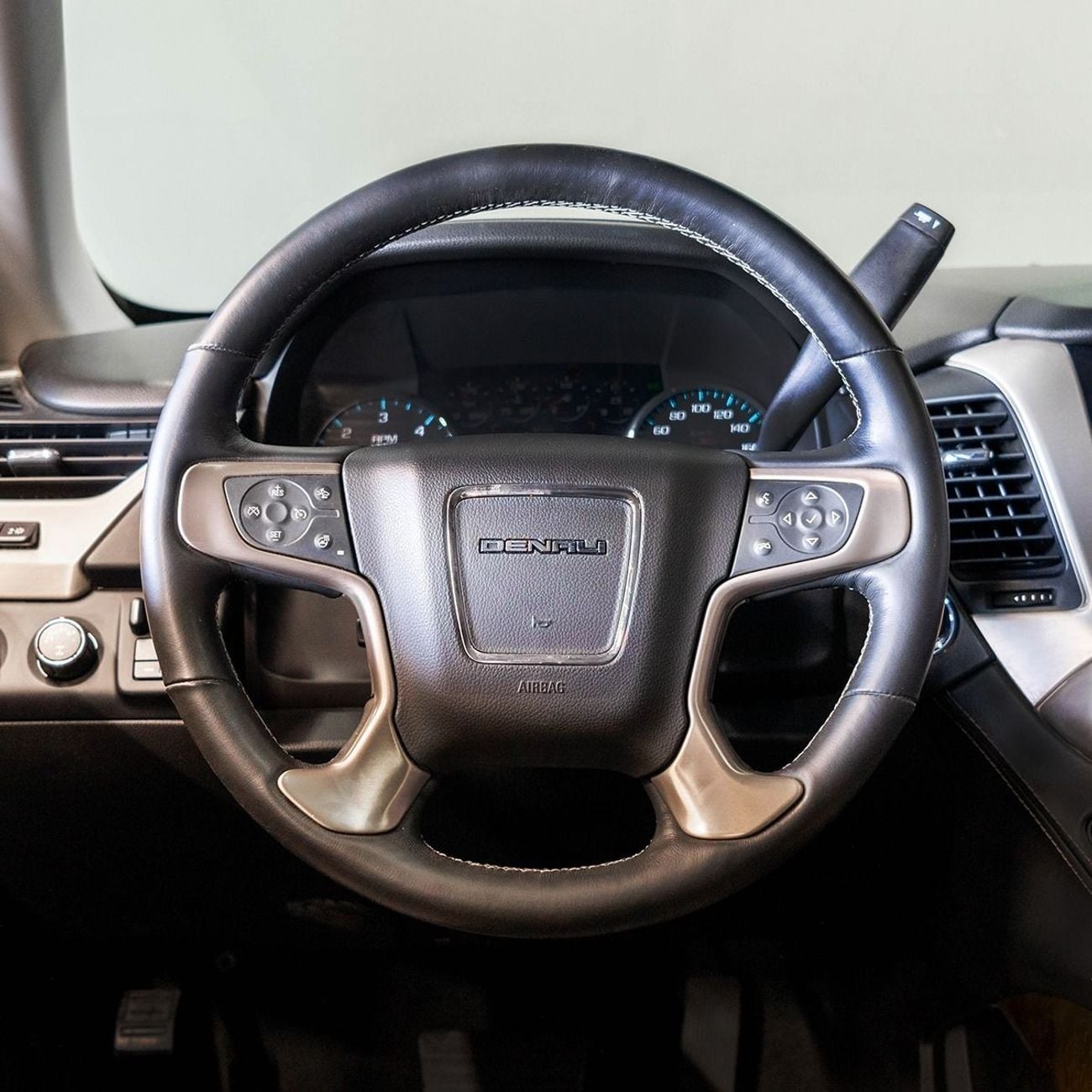 GMC Yukon AED 2,189 pm • 0% Downpayment • Denali • 2 Years Warranty