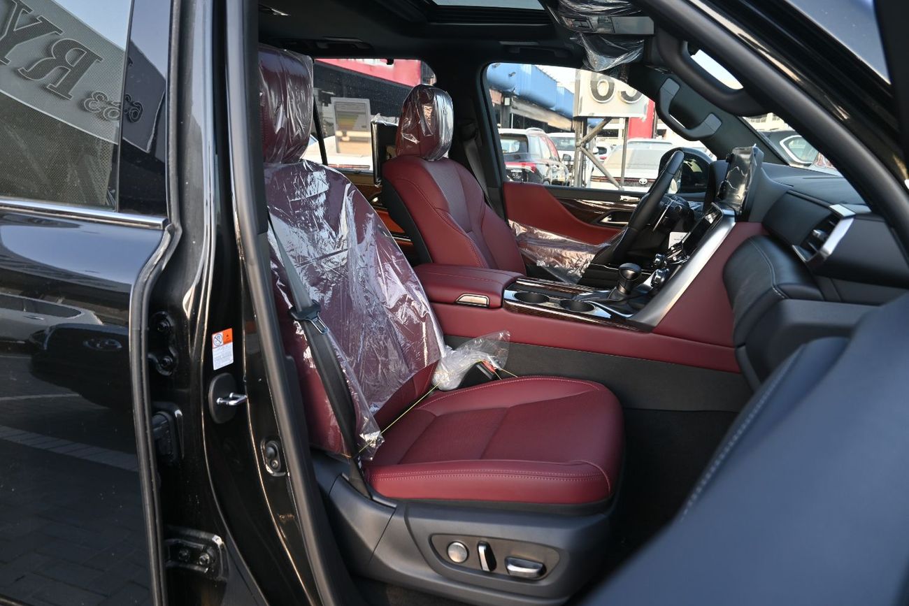 Lexus LX600 SIGNATURE Turbo Sport, 3.5L Twin-Turbo V6, Color Black