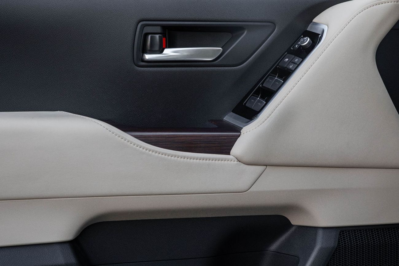 تويوتا لاند كروزر | 4,113 P.M | 0% Downpayment | Agency Warranty!