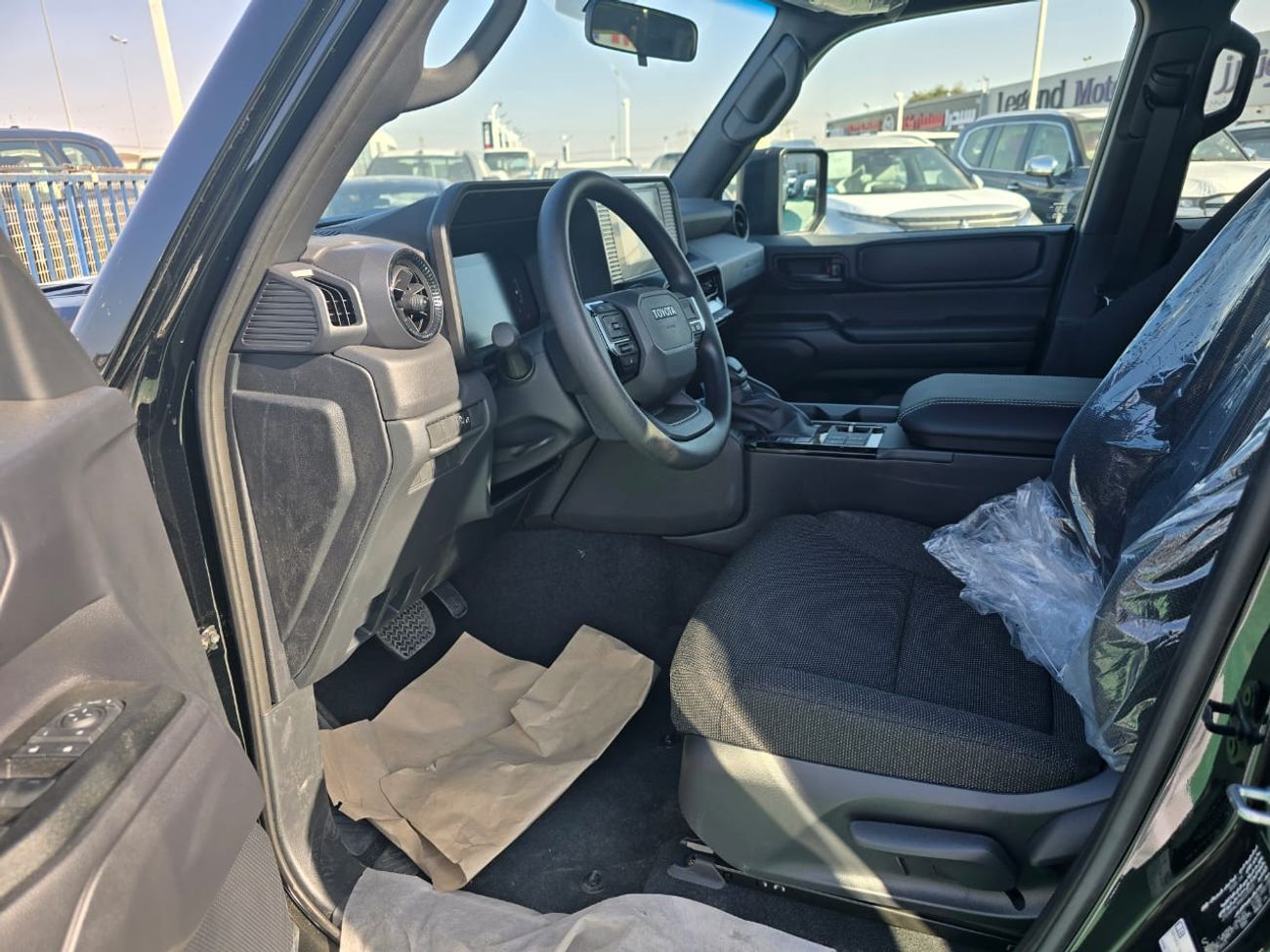 تويوتا برادو تويوتا برادو 2.4 – فئة أساسية – موديل 2026 – خليجي