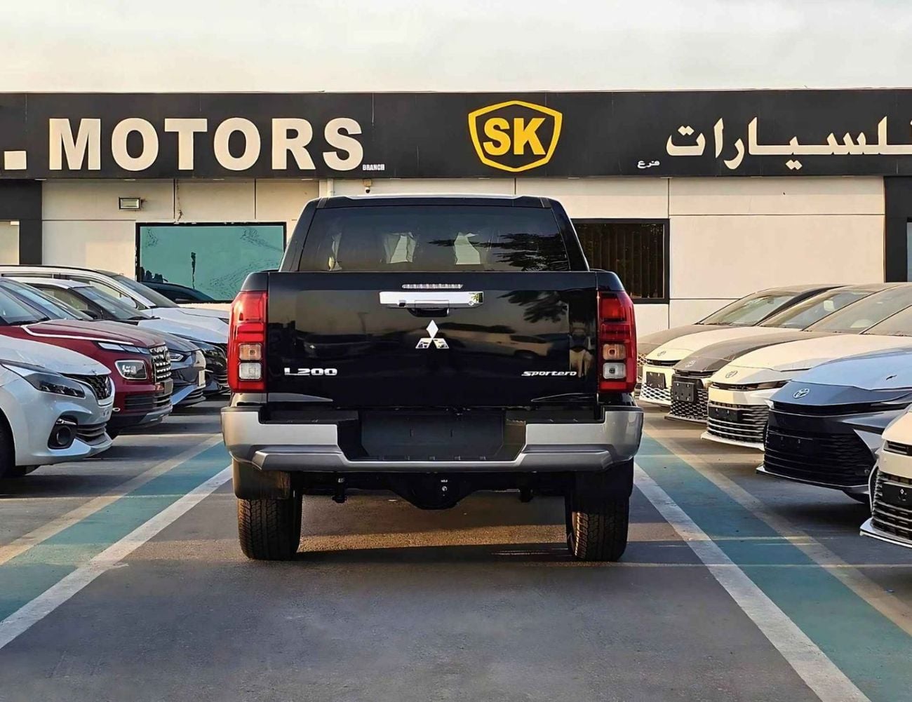 ميتسوبيشي L200 SPORTERO (NON GCC) SPORTERO || 2.4L DIESEL V4 A/T / PUSH START / LEATHER WITH DRIVER PWR SEAT / REAR CAMERA (CODE # SPT