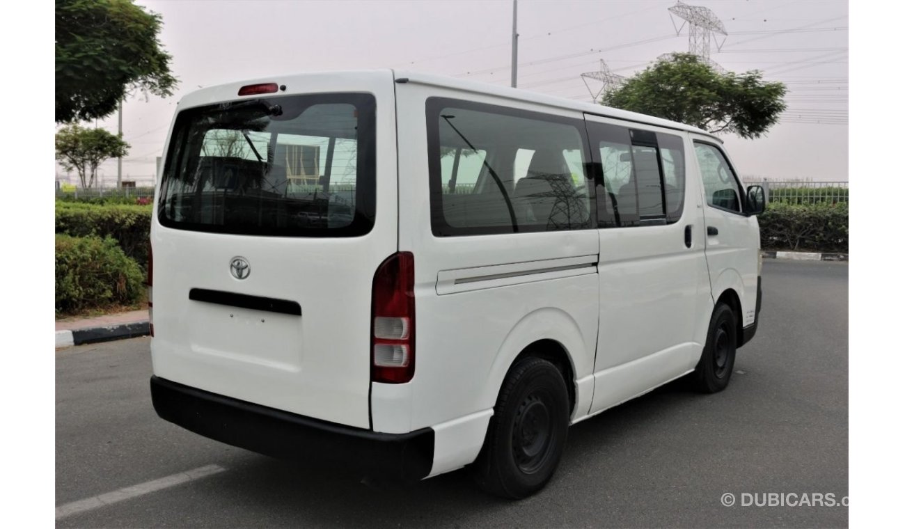 Toyota Hiace TOYOTA HIACE 14 PASSENGER 2009