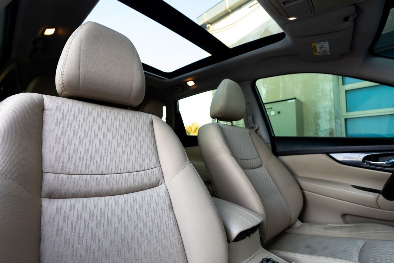 نيسان إكس تريل SV 2.5L Nissan X-Trail SV 2018 GCC under Warranty with Flexible Down-Payment.